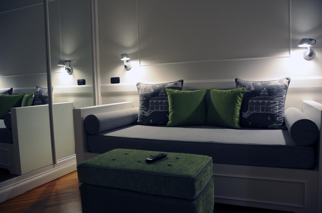Suite Fontana Di Trevi Rome Room photo