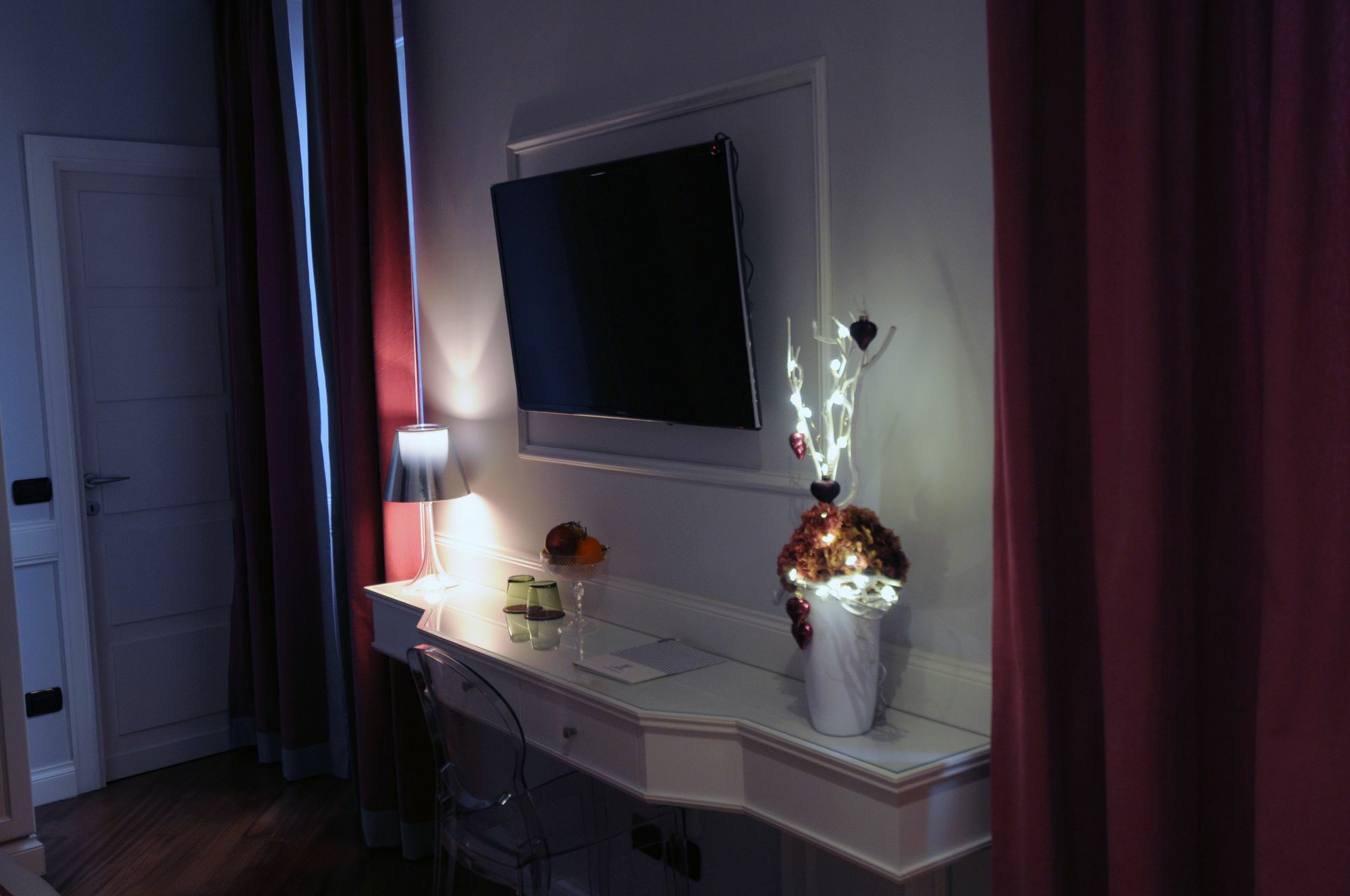 Suite Fontana Di Trevi Rome Exterior photo